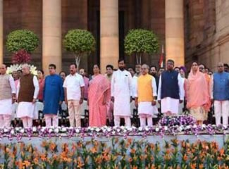 കേന്ദ്രമന്ത്രിമാരുടെ വകുപ്പുകൾ പ്രഖ്യാപിച്ചു; അമിത് ഷാ ആഭ്യന്തരം ; നിർമ്മല ധനകാര്യം , രാജ്‌നാഥ് സിംഗ്  പ്രതിരോധം :