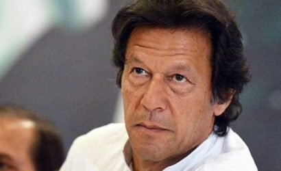 നിങ്ങളൊരു പ്രധാനമന്ത്രിയാണോ ….ലോകത്തിലെ ഏറ്റവും മോശം ഭരണാധികാരി ഇമ്രാൻ ഖാൻ, ഞങ്ങളെ യാചകരാക്കിയ പ്രധാനമന്ത്രി ‘ ; ഇമ്രാൻ ഖാനെതിരെ പാകിസ്ഥാനിൽ ജനരോഷം ഉയരുന്നു: