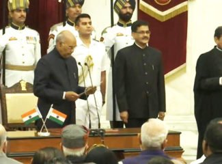 സുപ്രീം കോടതി ചീഫ് ജസ്റ്റിസ് ആയി ബോബ്‌ഡെ ചുമതലയേറ്റു: