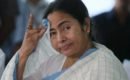 മമതയുടെ ധിക്കാരം: രാജ്യം മുഴുവൻ കൊറോണ വൈറസിനെ പ്രതിരോധിക്കുമ്പോൾ … കേന്ദ്ര നിര്‍ദ്ദേശം തളളി കൊണ്ട് മമതയുടെ അവാര്‍ഡ് വിതരണ ചടങ്ങ്; മുഖ്യമന്ത്രിയുടെ  നിരുത്തരവാദപരമായ പെരുമാറ്റത്തെ കുറ്റപ്പെടുത്തി പ്രതിപക്ഷം: