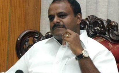 രാജ്യത്താകമാനം ലോക്ഡൗൺ പ്രഖ്യാപിച്ചിരിക്കുമ്പോഴും മകന്റെ വിവാഹം മാറ്റിവെക്കാതെ എച്ച്‌ഡി കുമാരസ്വാമി: ഗ്രീന്‍ സോണെന്ന് വാദം: