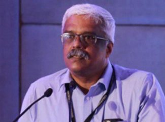ശിവശങ്കറിന്റെ ഫോൺ പിടിച്ചെടുത്തു : ഫോറൻസിക് പരിശോധനയ്ക്ക് അയക്കുമെന്ന് കസ്റ്റംസ്:
