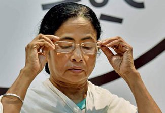 കാര്‍ഷിക  ബന്ദിനെതിരെ മമത ബാനര്‍ജി:.
