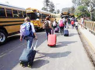 KSRTC ബസ്സുകൾ ഓടിയില്ല…അതിനാൽ യാത്രക്കാർ പെരുവഴിയിലായി …പൊതുജനം കഴുതകളോ..?
