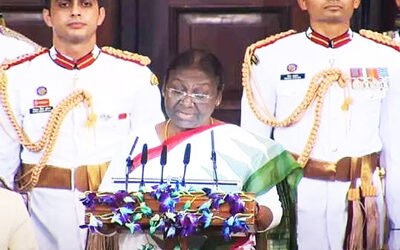 `രാഷ്ട്രപതിയെ അവഹേളിച്ച് കോൺഗ്രസ് നേതാവ് അധീർ രഞ്ജൻ ചൗധുരി :