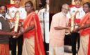മോദി ഭരണത്തിൽ പുരസ്കാരങ്ങൾ അർഹതപ്പെട്ടവരുടെ കൈകളിലേക്ക്.. പദ്മ അവാർഡുകൾ സമ്മാനിച്ച് രാഷ്ട്രപതി ദ്രൗപദി മുർമു :
