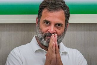 അപകീർത്തിപ്പെടുത്തിയെന്ന കേസിൽ  മറുപടി നൽകാൻ വൈകി; രാഹുൽ ഗാന്ധിക്ക് 500 രൂപ പിഴ: